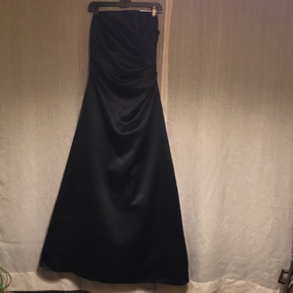 Black Strapless Gown - Picture 3 of 6